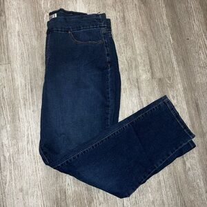 NWT Croft and Barrow straight leg jeans size 16 short